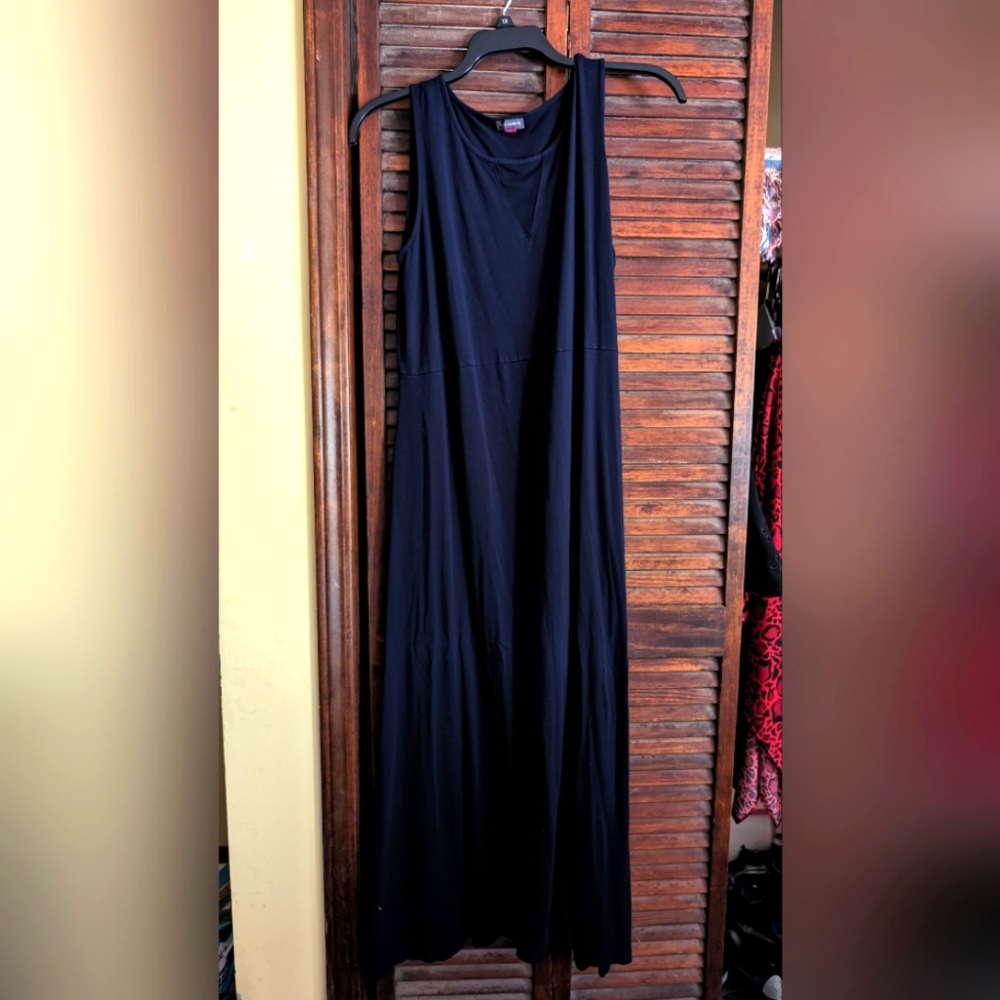 Vince Camuto navy maxi dress